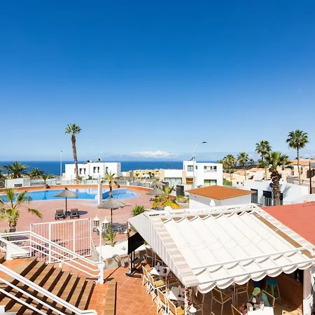 Apartament Sea & Pool View In