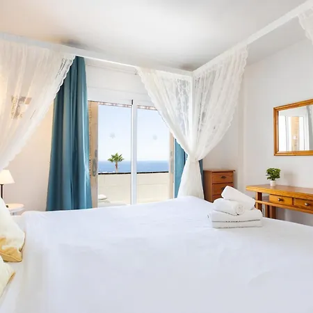 Apartament Sea & Pool View In